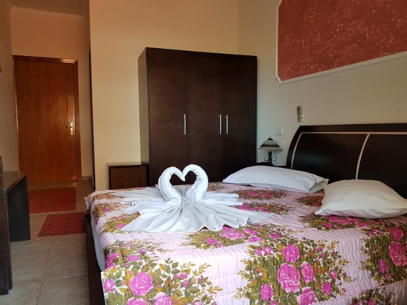 דורס Hotel Skampa מראה חיצוני תמונה